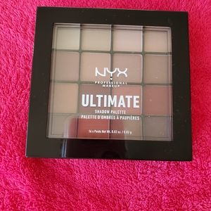 Nyx Ultimate Shadow Pallete Warm Neutrals